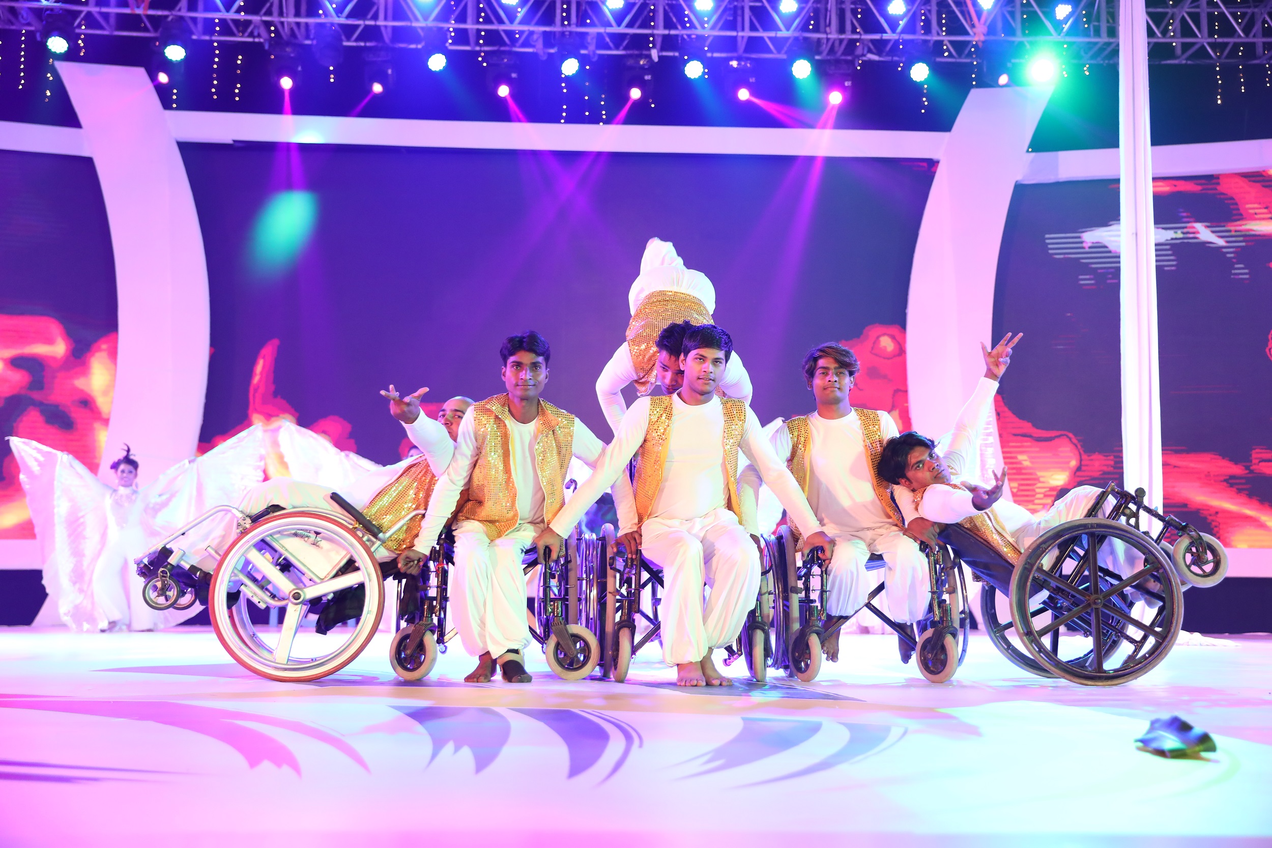 Enthralling and exciting performance by fusion dance troupe, at the open...