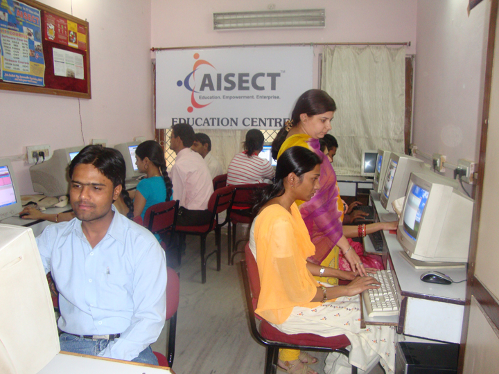 AISECT Seekho aur Kamao