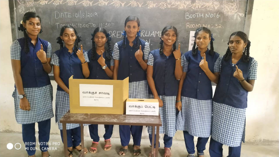 hcl_foundation_education_and_skills