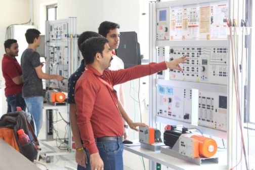 practical_training_at_symbiosis_skills_university