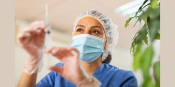 Top 5 Challenges faced by nurses and how to address them