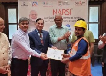 FFSC certifies 910 carpenters involved in the New Parliament Project under RPL program