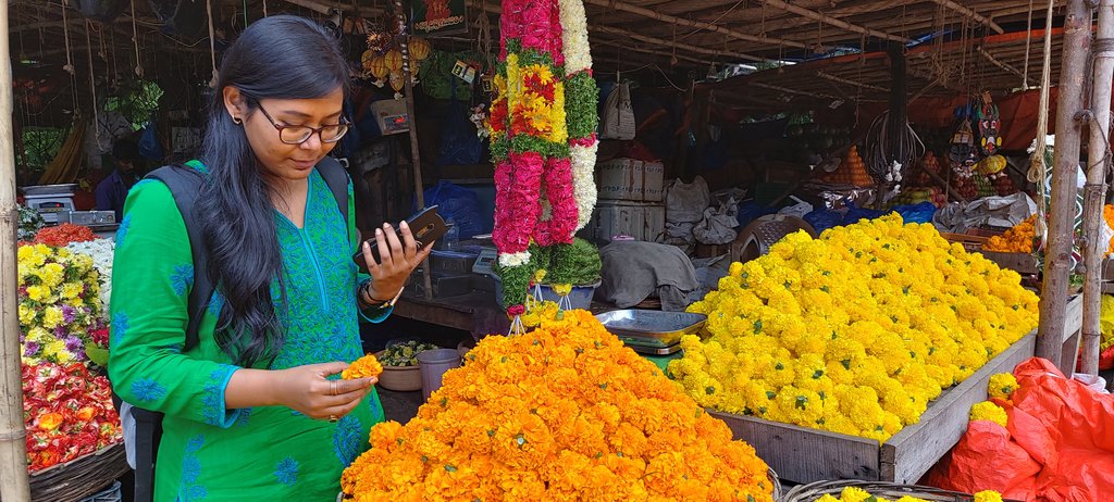 Informal businesses like selling flowers and diyas look forward to Diwali, but...